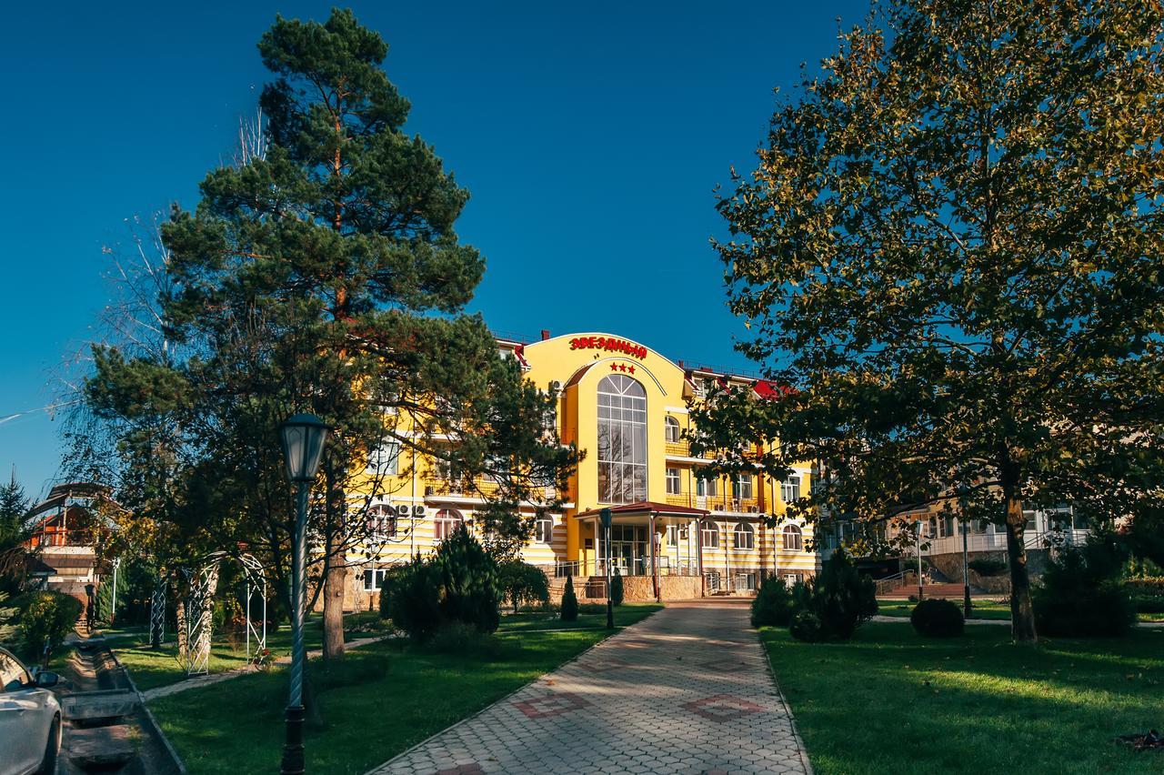 Health Resort Zvezdnyi Goryachiy Klyuch Exterior foto